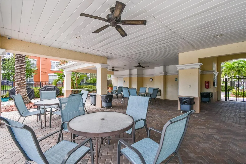 7903 SEMINOLE BOULEVARD #2208 Seminole, FL 33772