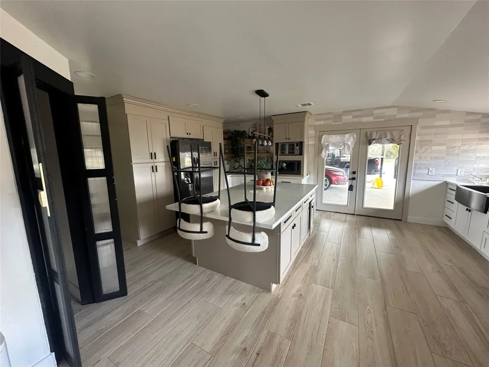 7399 County Road 215 Anderson, TX 77830