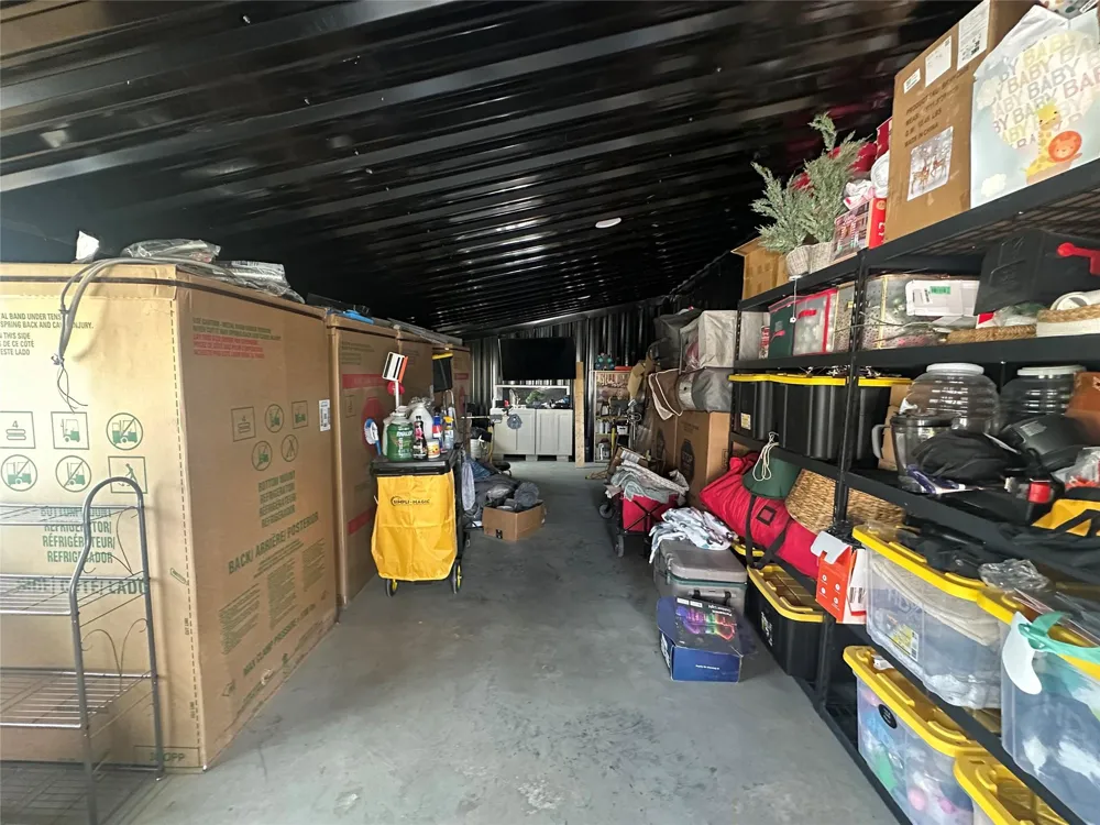 7399 County Road 215 Anderson, TX 77830