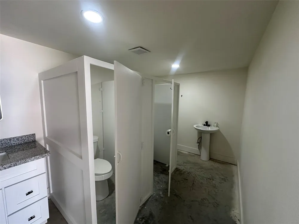 7399 County Road 215 Anderson, TX 77830