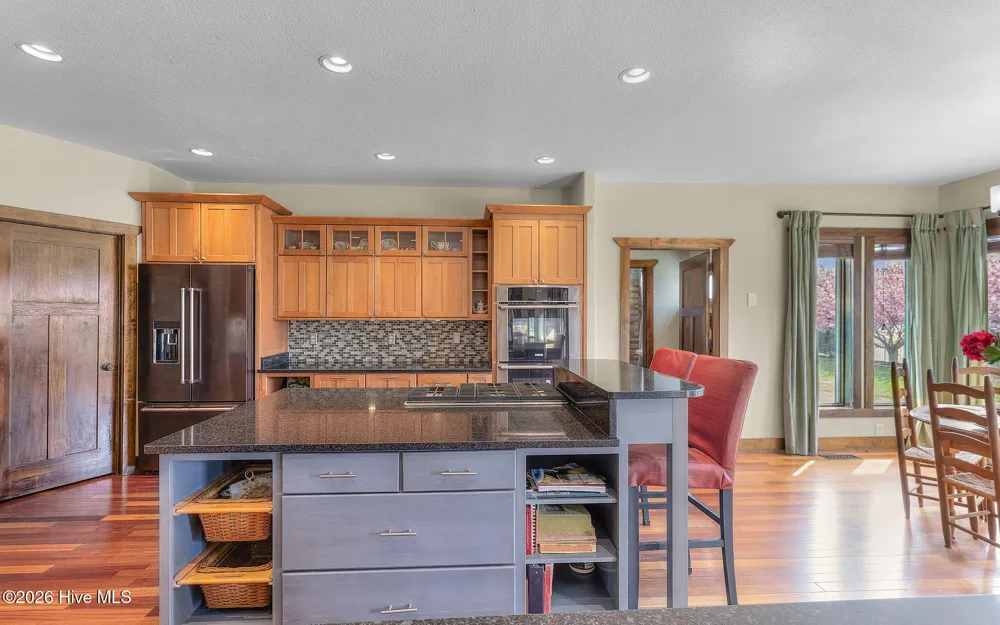 102 Falcons Cove Moyock, NC 27958