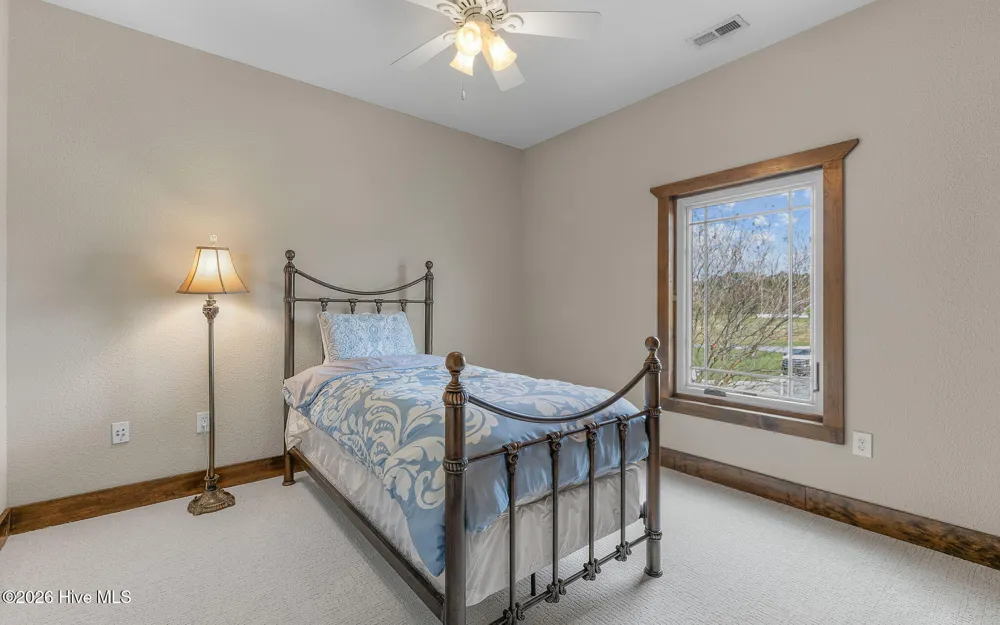 102 Falcons Cove Moyock, NC 27958