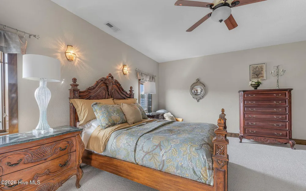 102 Falcons Cove Moyock, NC 27958