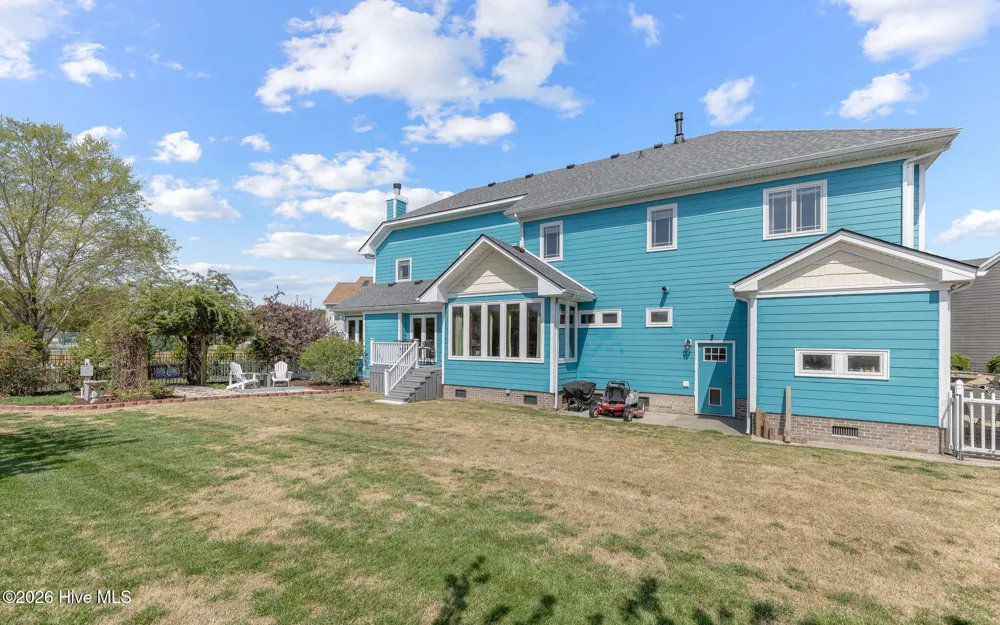 102 Falcons Cove Moyock, NC 27958