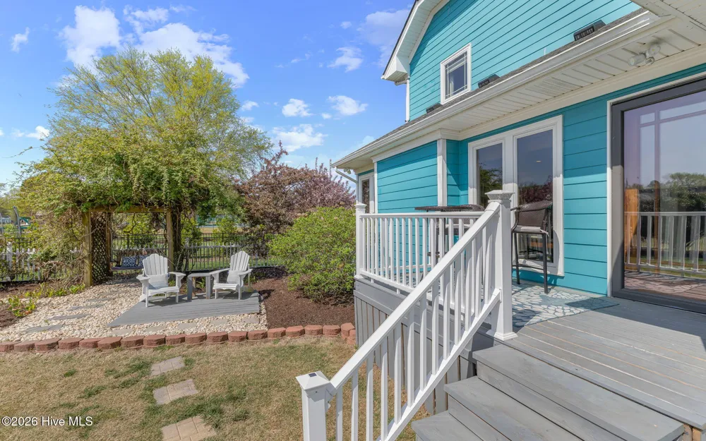 102 Falcons Cove Moyock, NC 27958