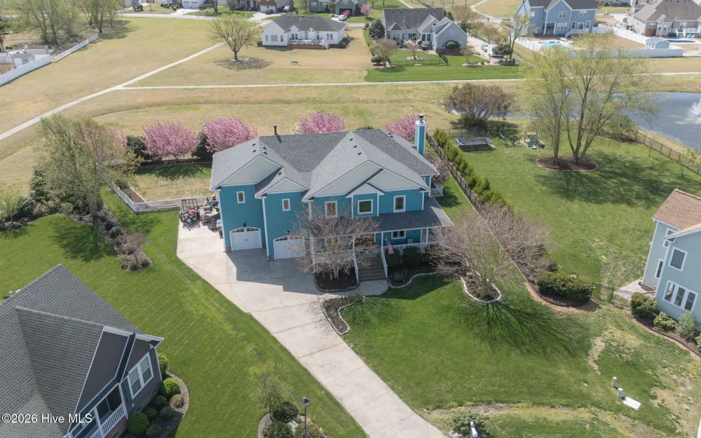 102 Falcons Cove Moyock, NC 27958