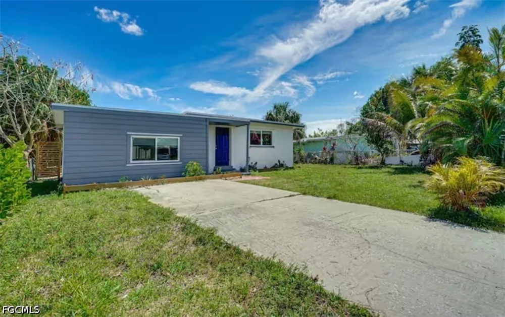 Royal Palm Avenue Fort Myers, FL 33901