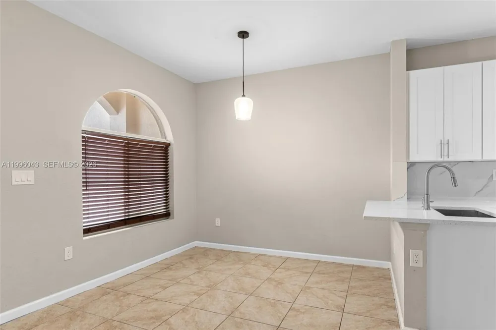 3540 NW 30th Pl Lauderdale Lakes, FL 33311