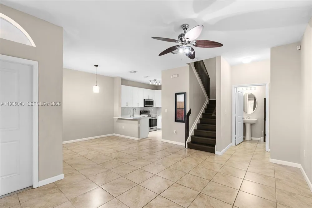 3540 NW 30th Pl Lauderdale Lakes, FL 33311