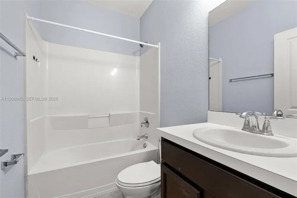3540 NW 30th Pl Lauderdale Lakes, FL 33311