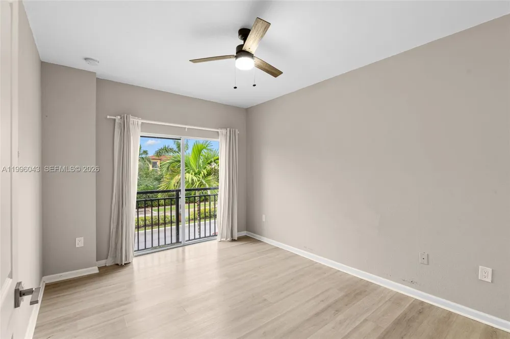 3540 NW 30th Pl Lauderdale Lakes, FL 33311