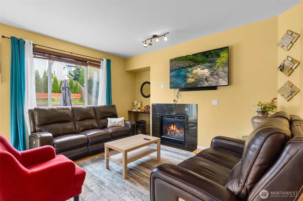2203 164th Avenue E Lake Tapps, WA 98391