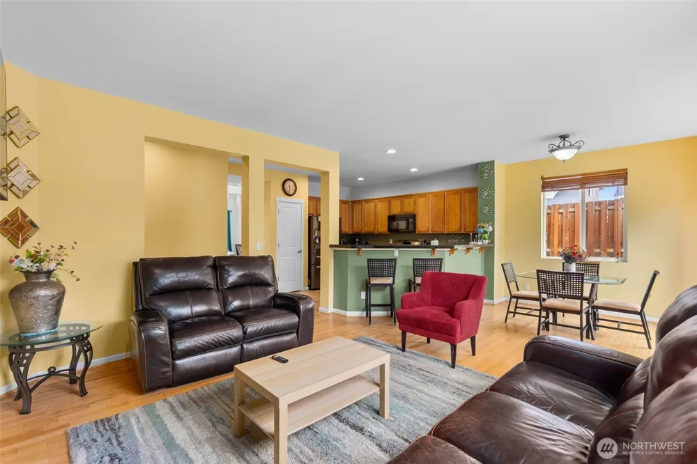 2203 164th Avenue E Lake Tapps, WA 98391