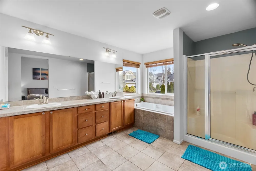 2203 164th Avenue E Lake Tapps, WA 98391