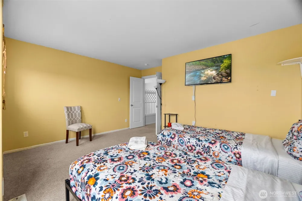 2203 164th Avenue E Lake Tapps, WA 98391