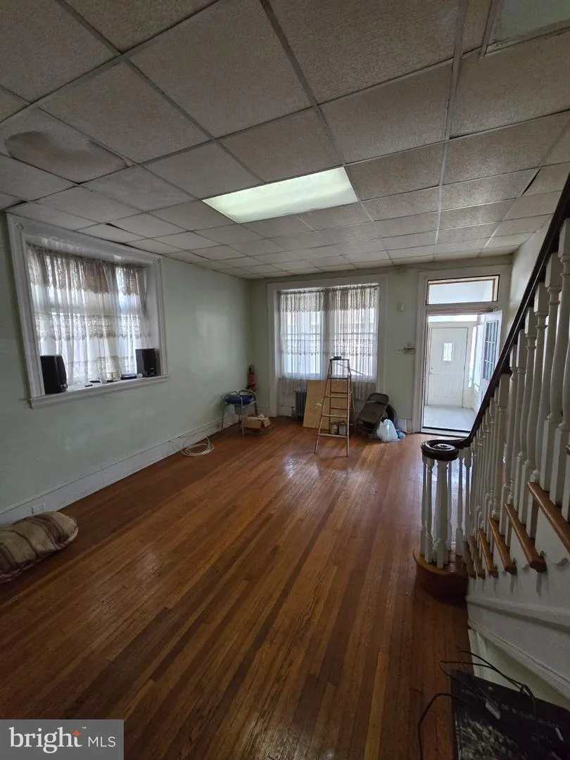 1426 LINDLEY AVENUE Philadelphia, PA 19141