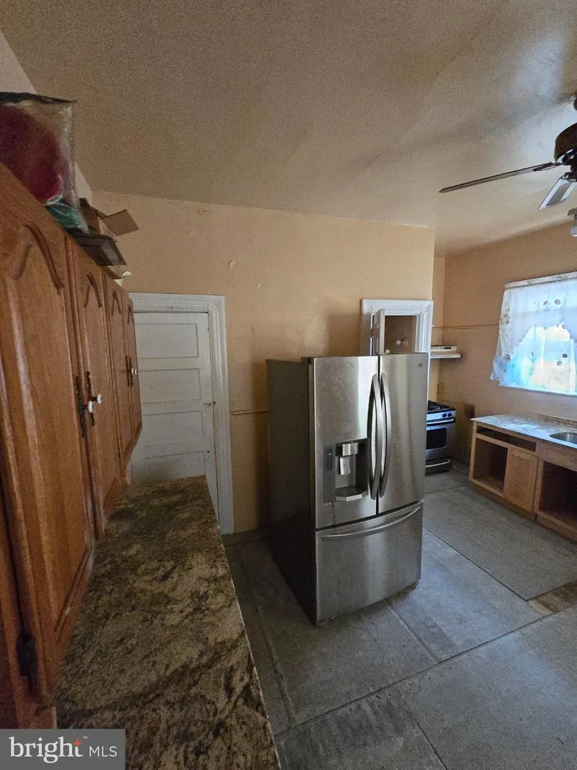 1426 LINDLEY AVENUE Philadelphia, PA 19141