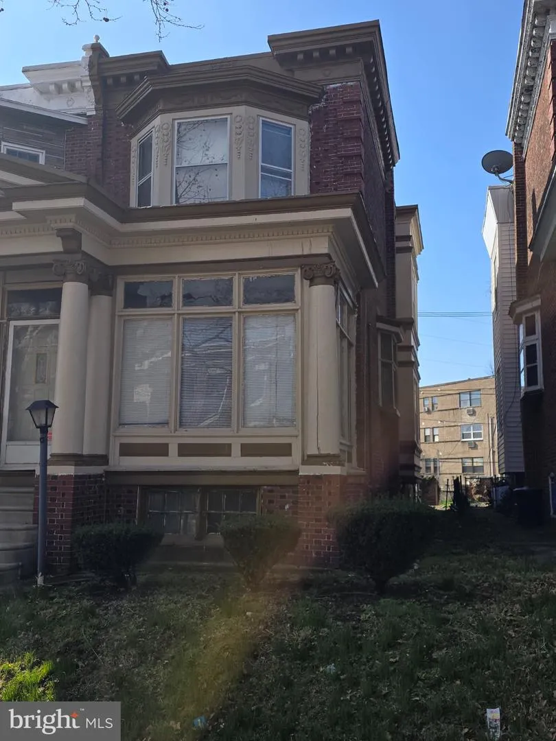 1426 LINDLEY AVENUE Philadelphia, PA 19141