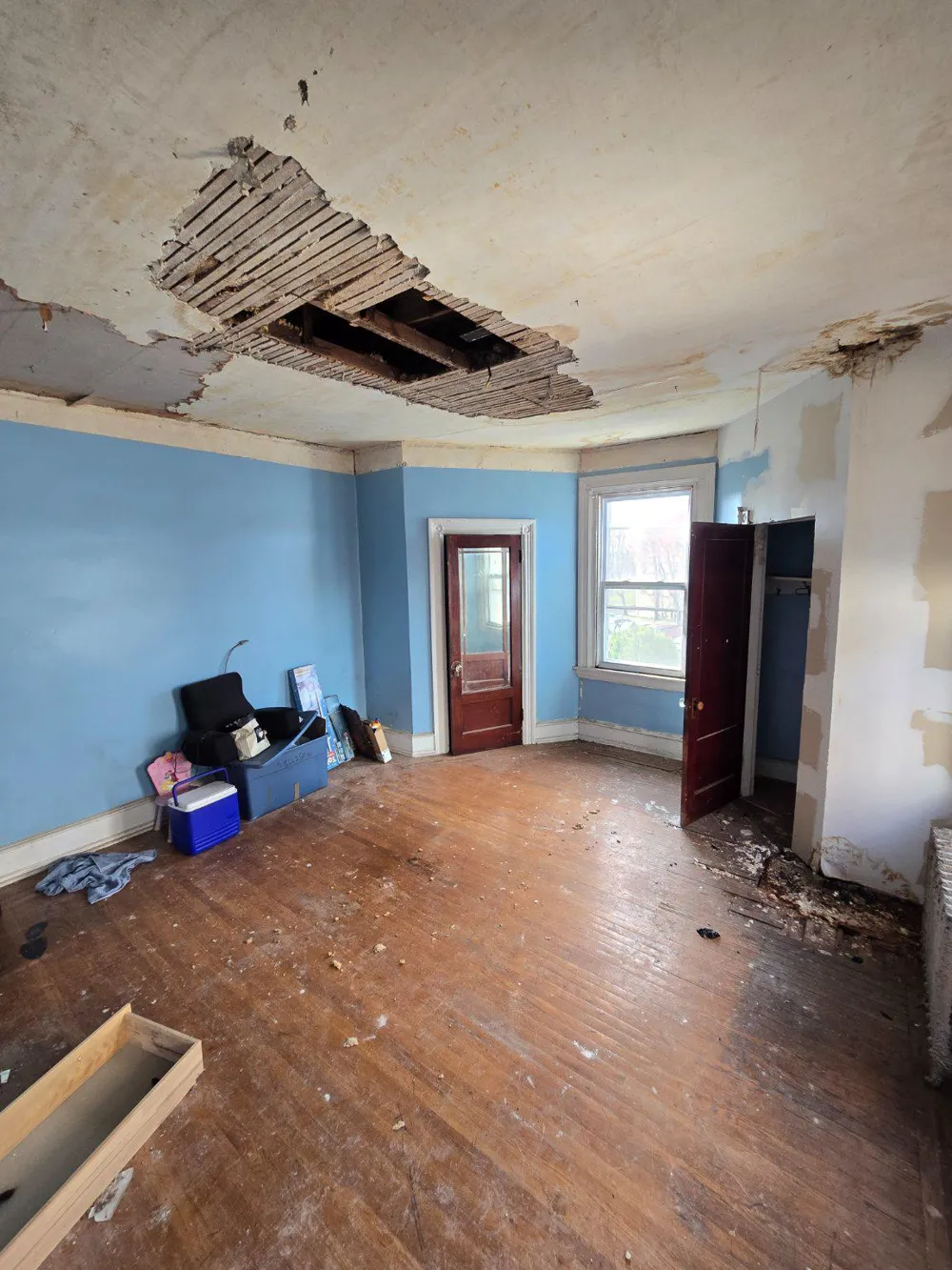 1426 LINDLEY AVENUE Philadelphia, PA 19141