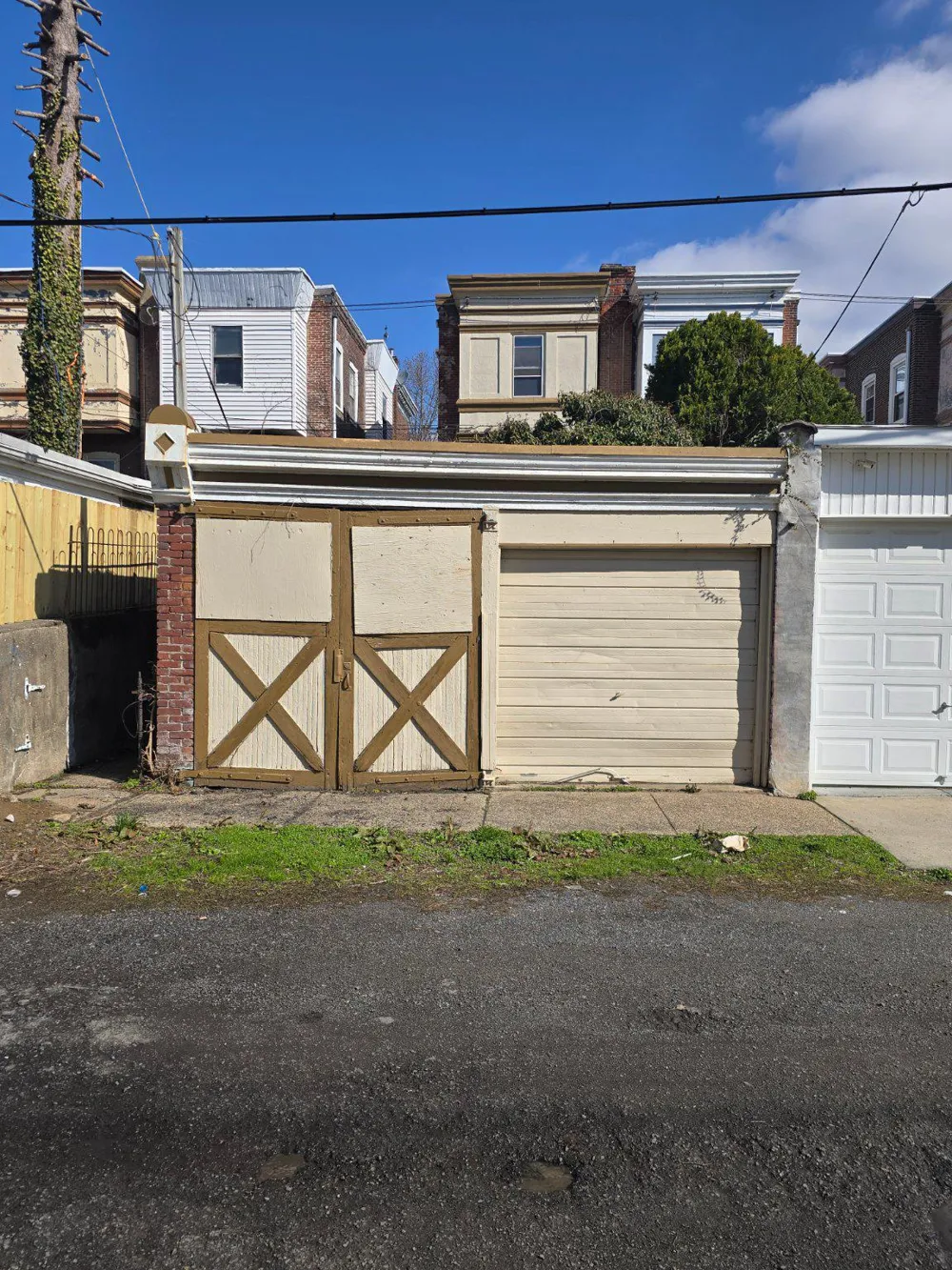 1426 LINDLEY AVENUE Philadelphia, PA 19141