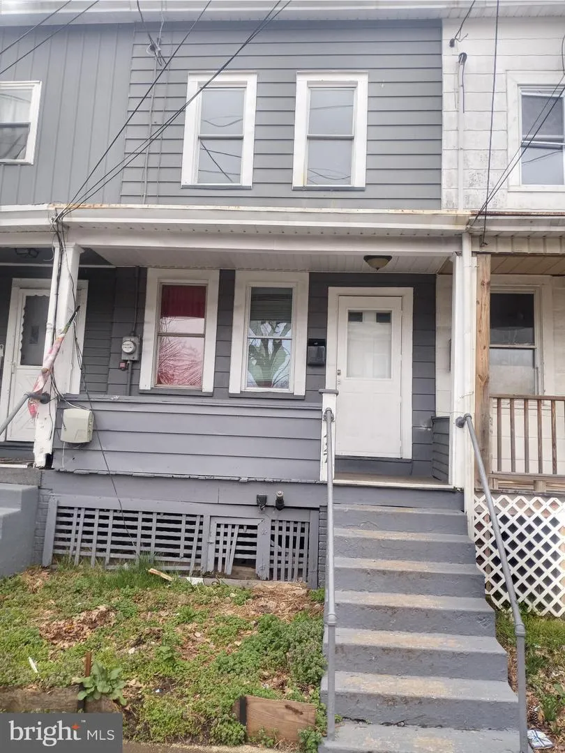 427 HOME AVENUE Trenton, NJ 08611