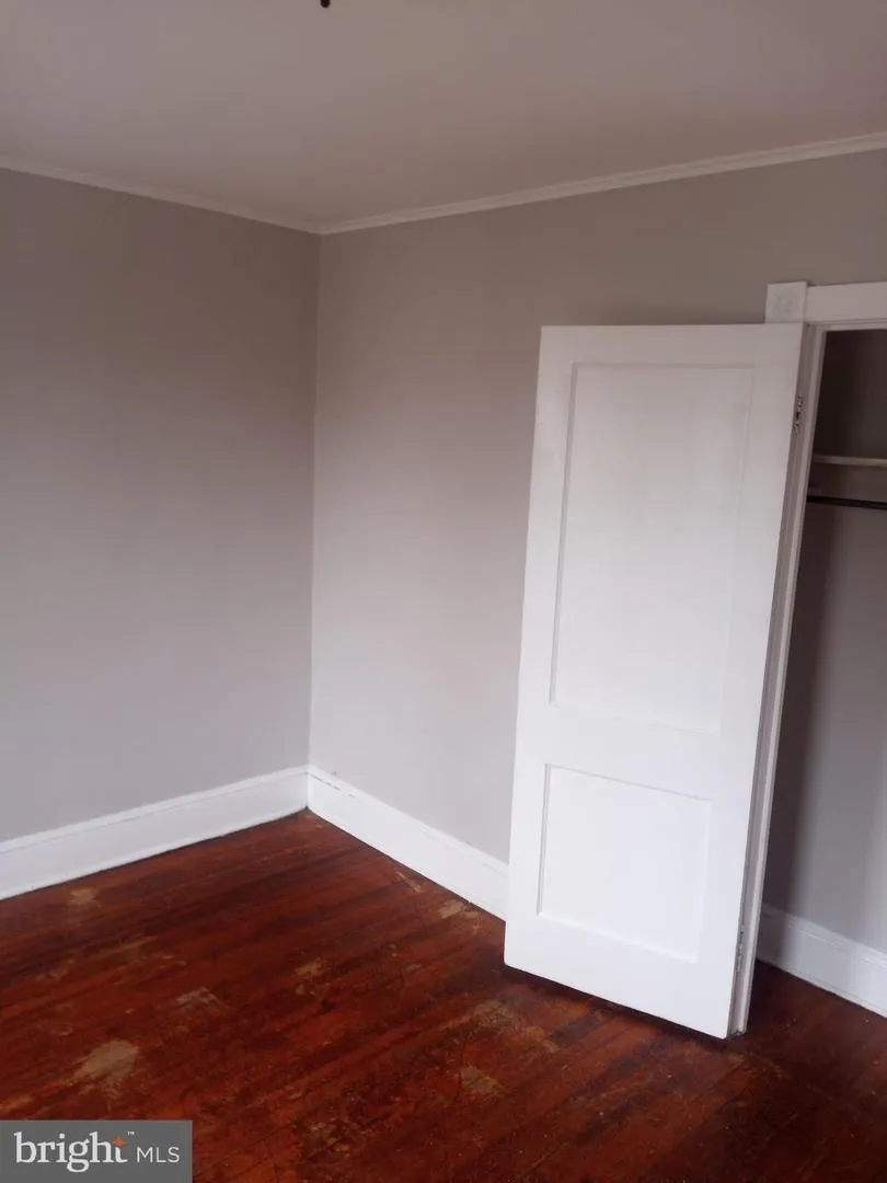 427 HOME AVENUE Trenton, NJ 08611