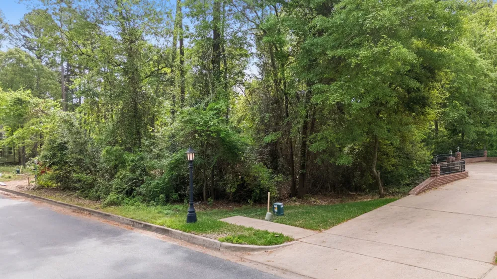 3933 Charleston Park Tyler, TX 75701
