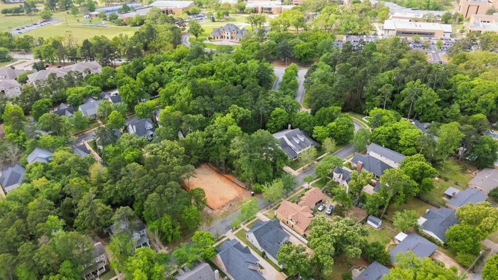 3933 Charleston Park Tyler, TX 75701