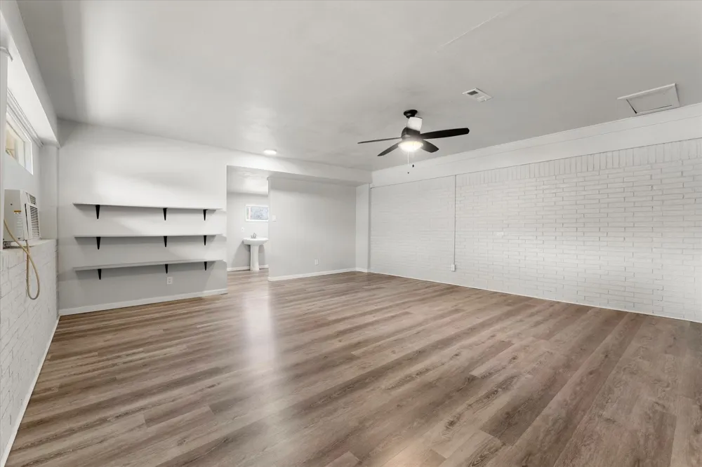 613 Graham Street Mineola, TX 75773