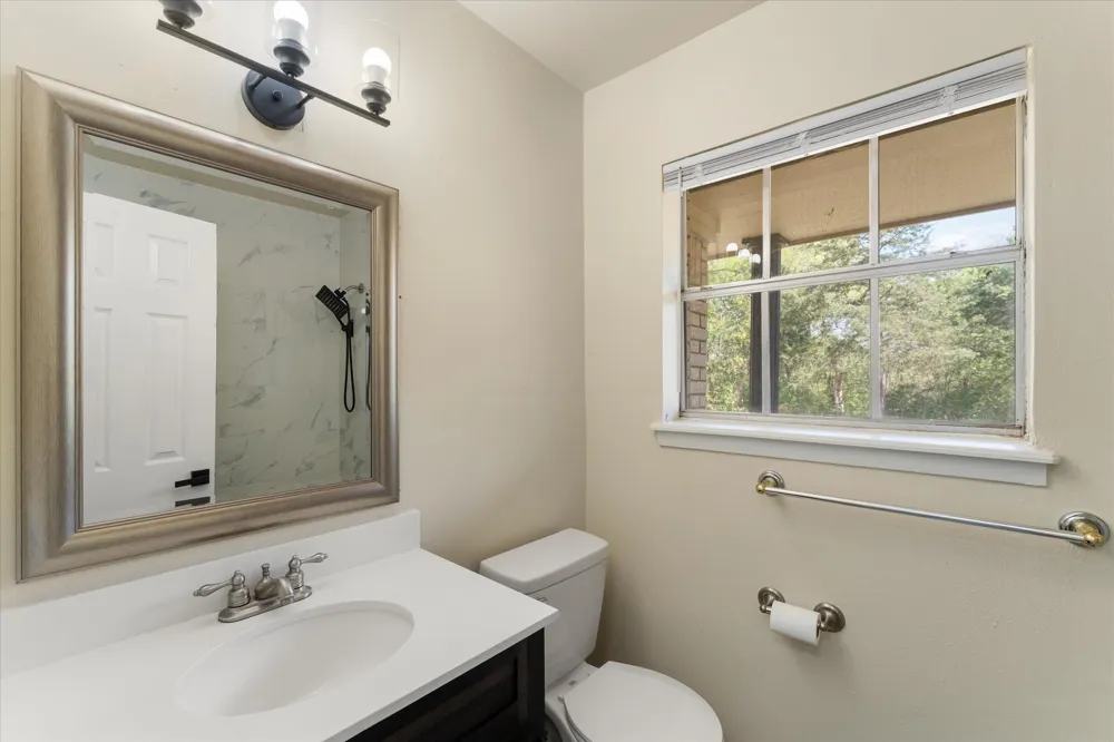 613 Graham Street Mineola, TX 75773
