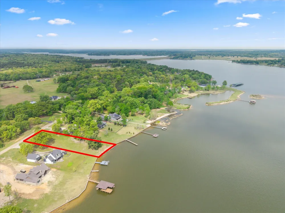 355 Waters Edge Lane Scroggins, TX 75480