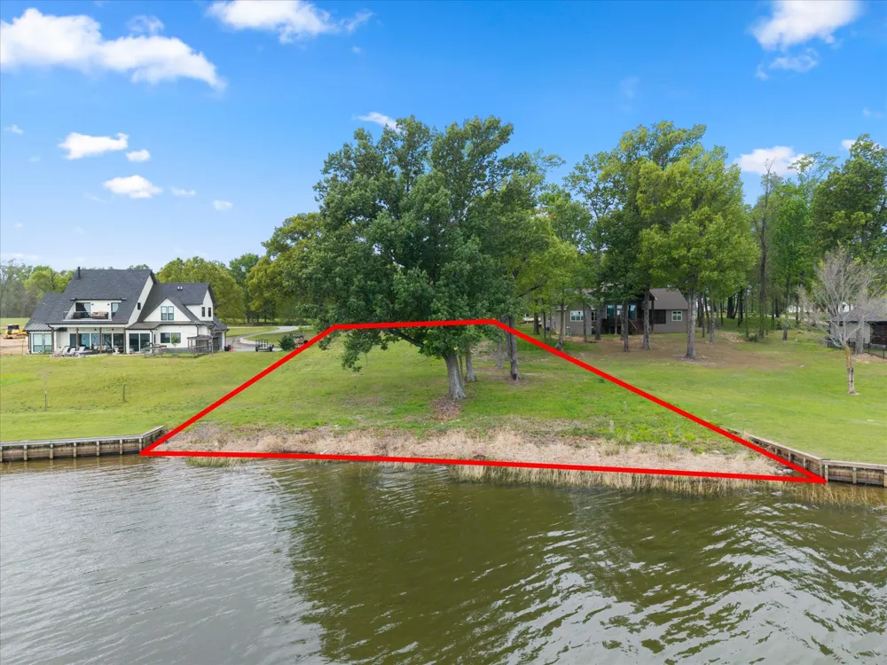 355 Waters Edge Lane Scroggins, TX 75480