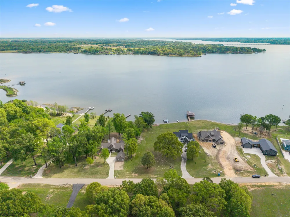 355 Waters Edge Lane Scroggins, TX 75480
