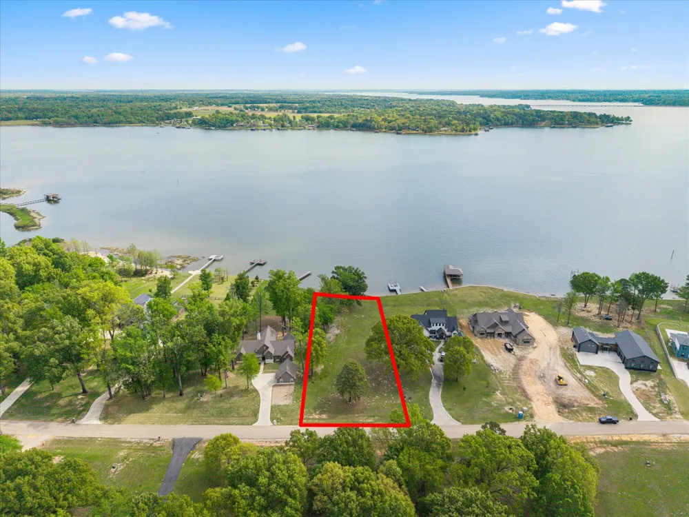 355 Waters Edge Lane Scroggins, TX 75480