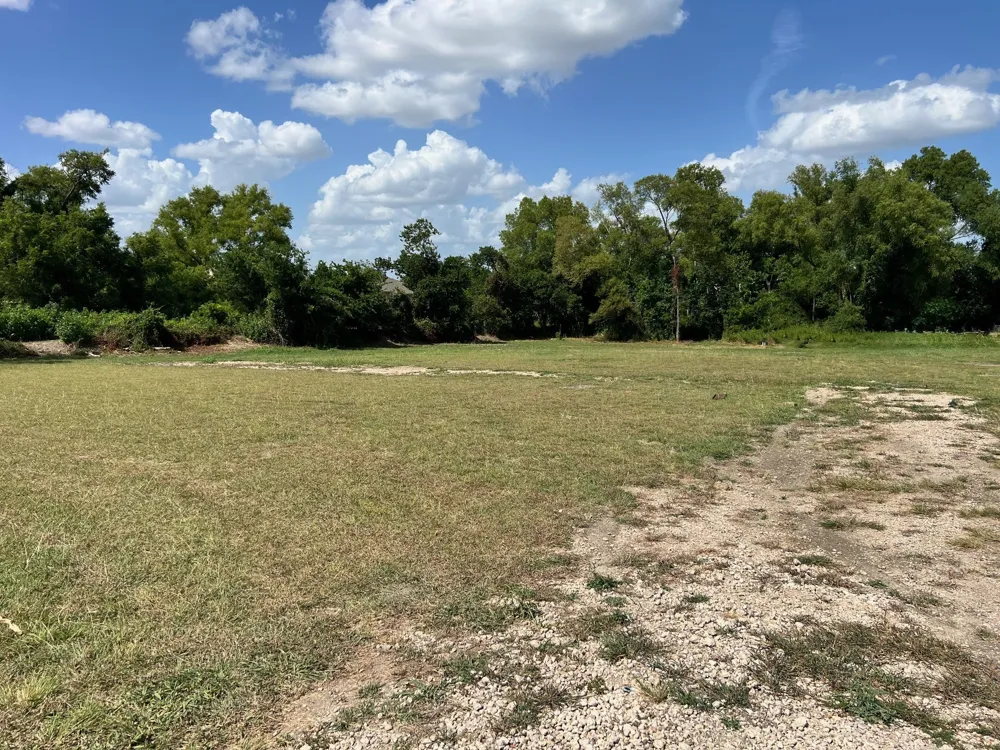 Surrey Ridge Road Robinson, TX 76706