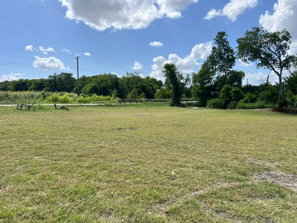 Surrey Ridge Road Robinson, TX 76706