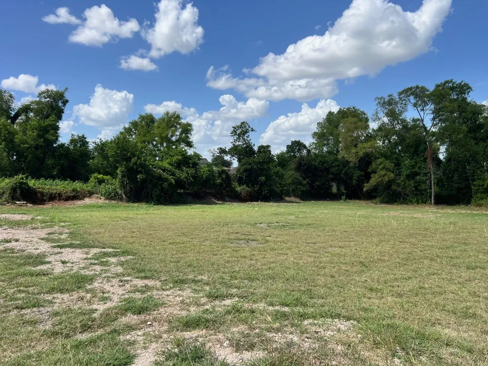 Surrey Ridge Road Robinson, TX 76706