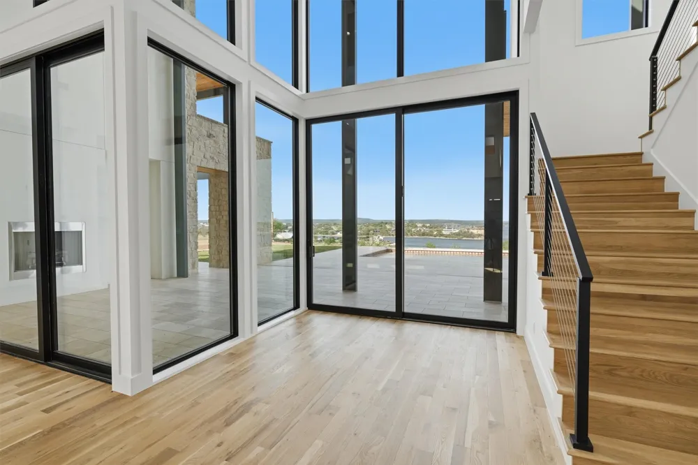 961 E Hells Gate Dr Graford, TX 76449