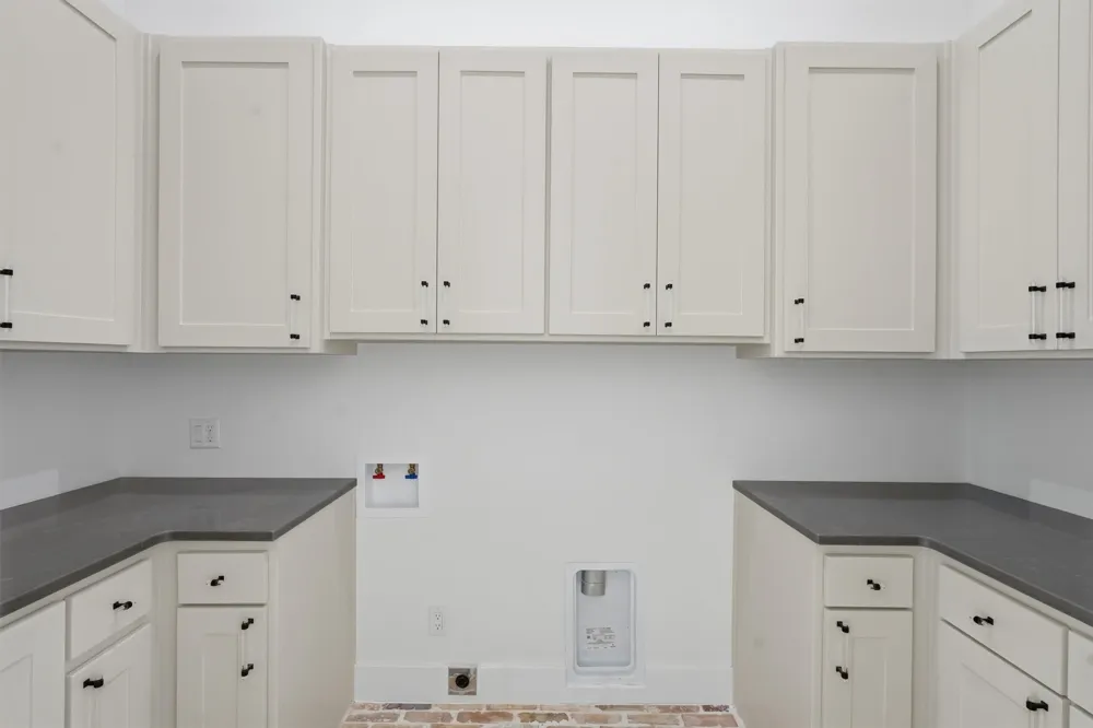 961 E Hells Gate Dr Graford, TX 76449