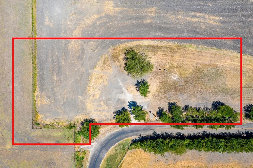 9547 County Road 501 Blue Ridge, TX 75424