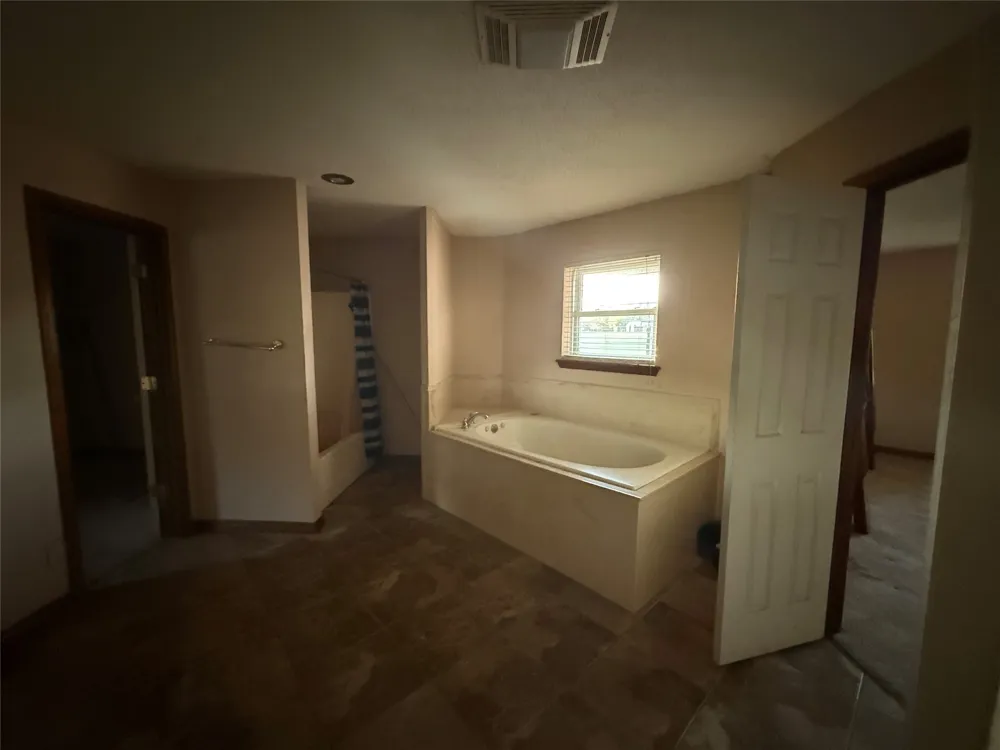 475 Acorn Trail Hallsville, TX 75650