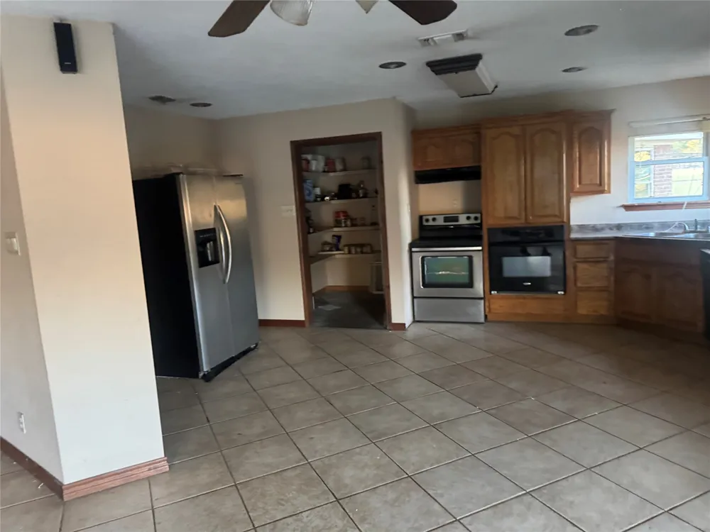 475 Acorn Trail Hallsville, TX 75650