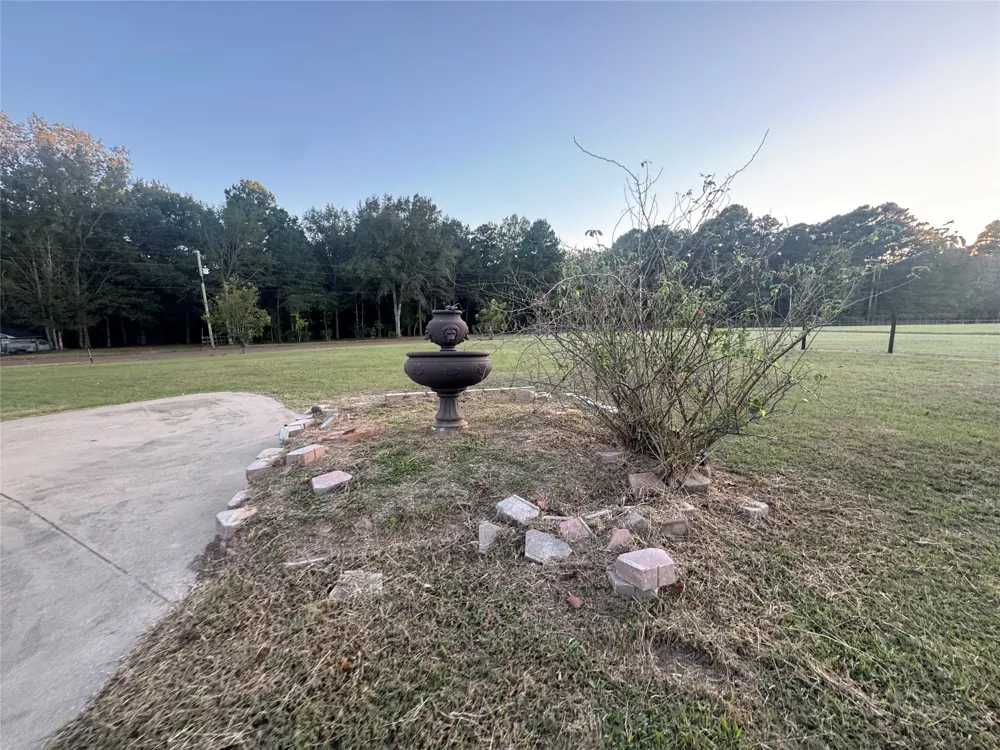 475 Acorn Trail Hallsville, TX 75650