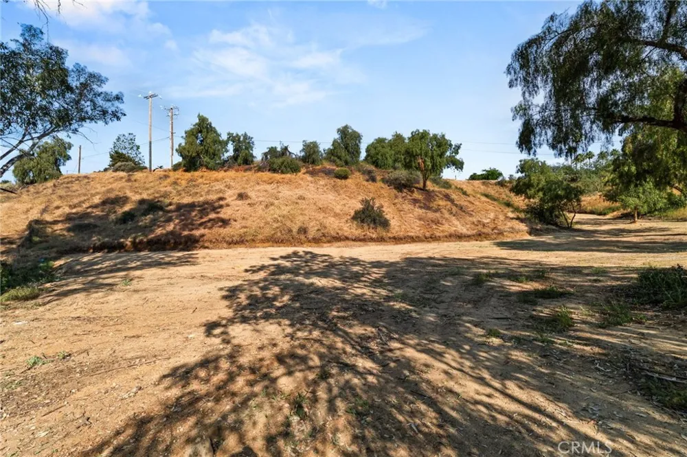 W Sunset Dr. Redlands, CA 92373