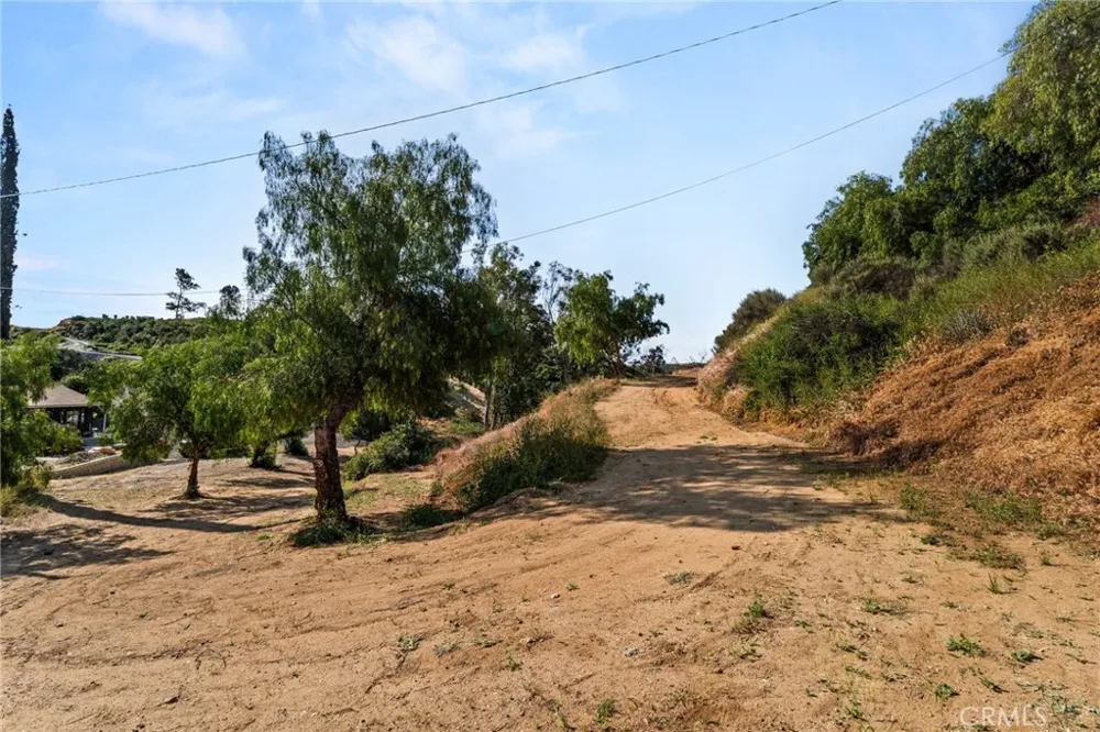 W Sunset Dr. Redlands, CA 92373