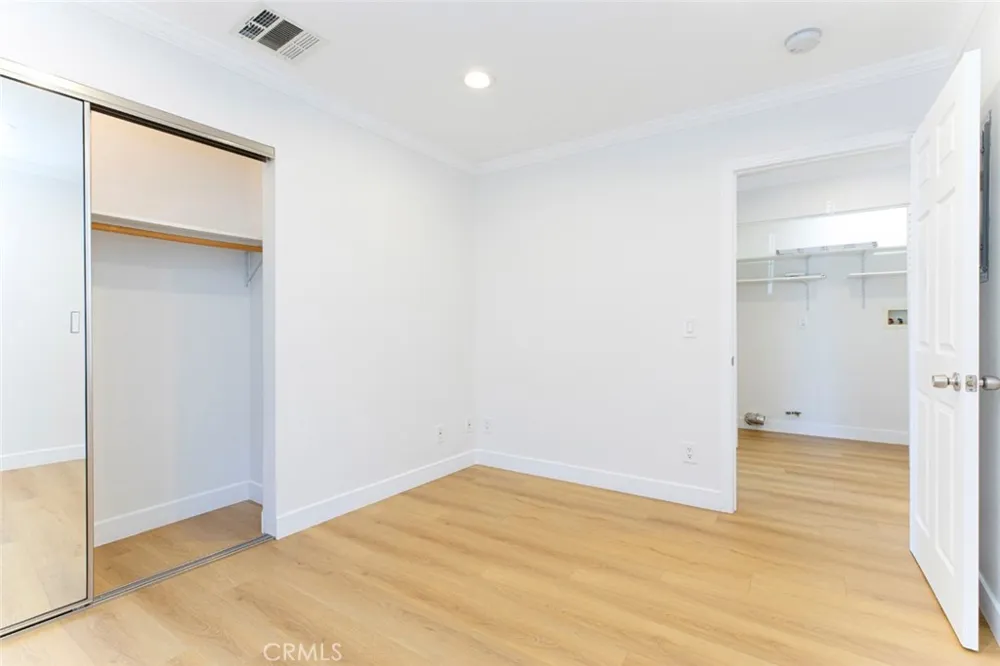 10531 Greenburn Avenue Sunland, CA 91040