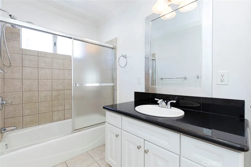 10531 Greenburn Avenue Sunland, CA 91040