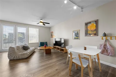 1801 E Katella #3163