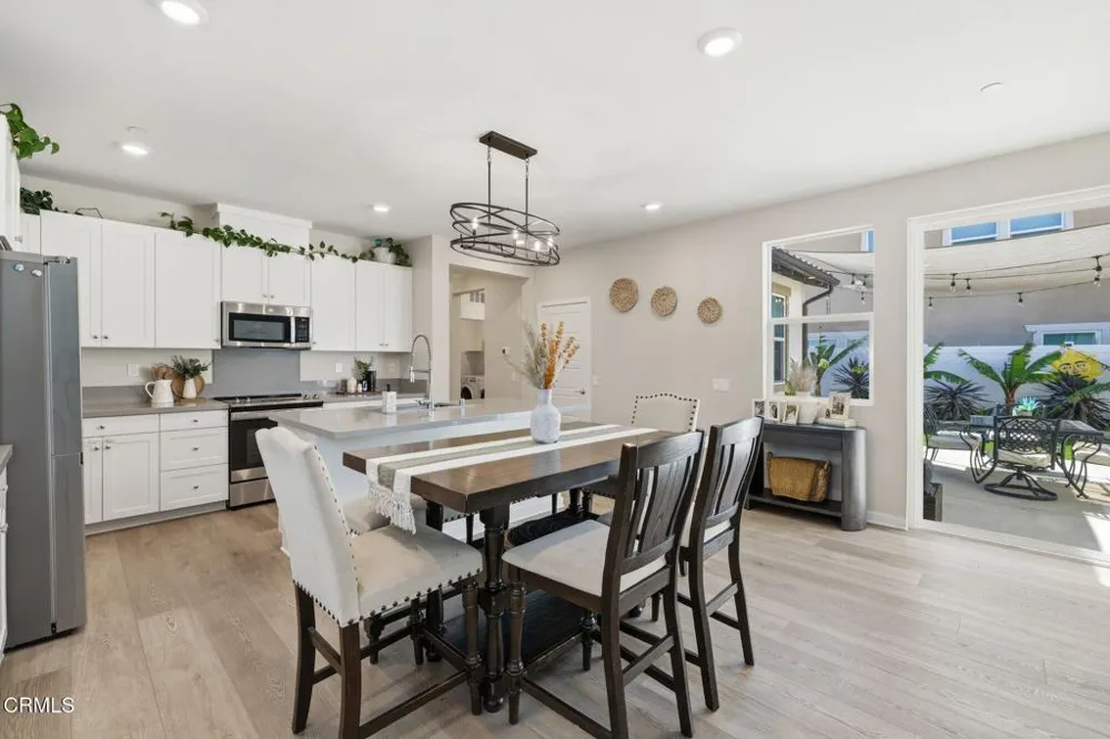 209 Murcott Avenue Piru, CA 93040