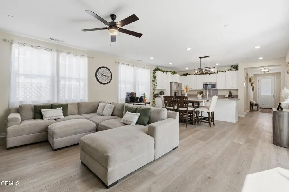 209 Murcott Avenue Piru, CA 93040